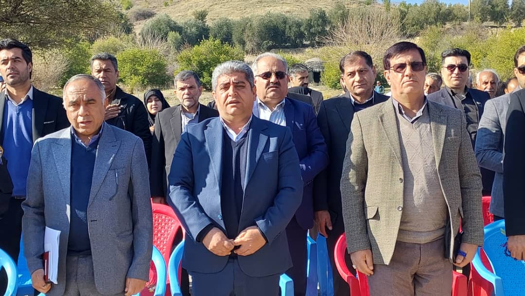 تقدیر ویژه فرماندار باشت از مدیر مخابرات کهگیلویه وبویراحمد/روستای اسلام آباد تاپایان سال به اینترتت پرسرعت تجهیز می شود