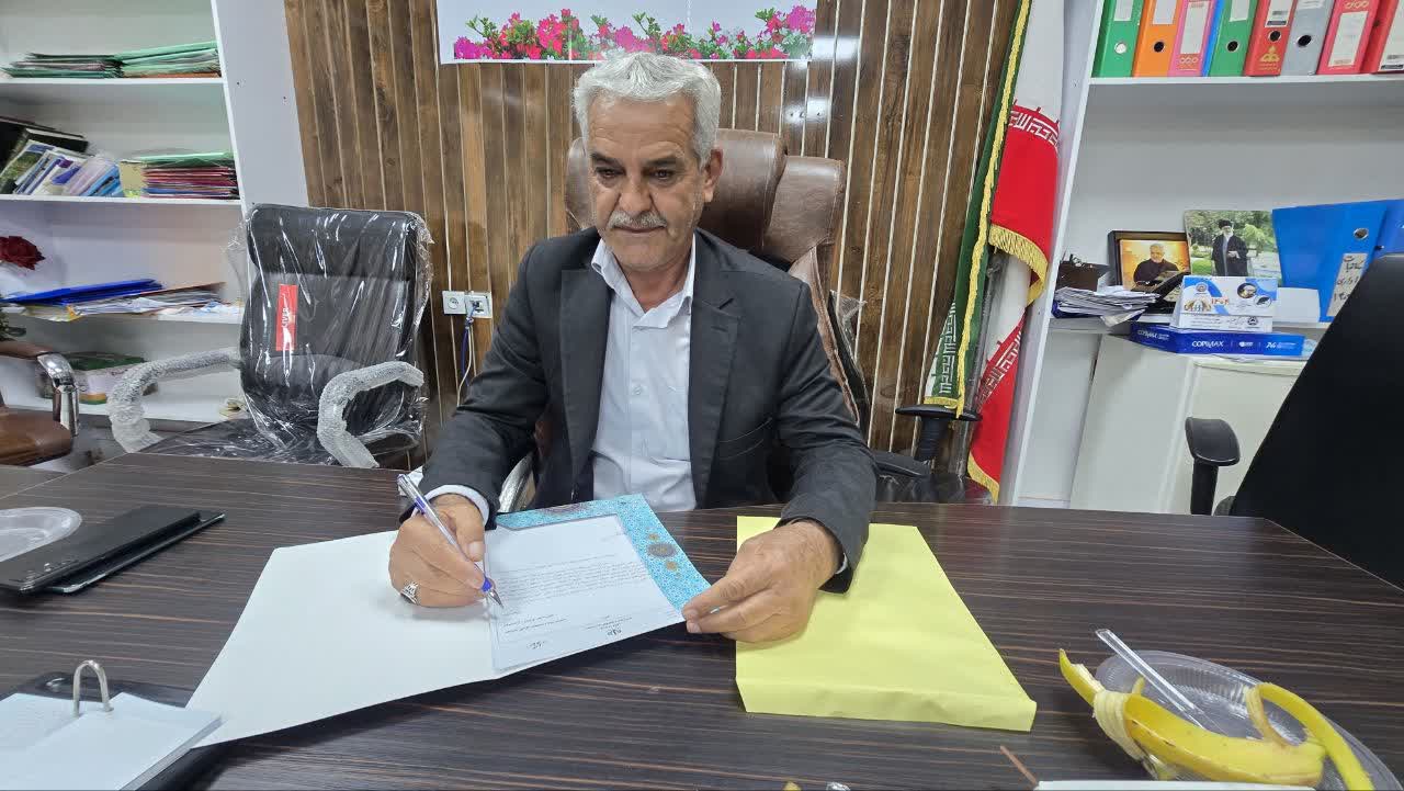 پيام تبریک سرپرست شهرداری بوستان به مناسبت میلاد با سعادت حضرت علی( ع) و روز پدر